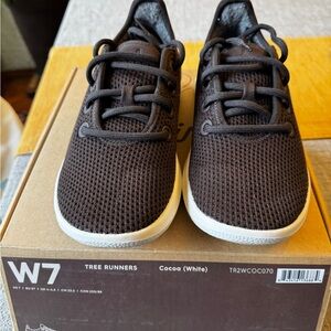 Women’s Casual White Slip-On Sneakers